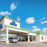 OYO Hotel Oklahoma City South I-35 and SE 29th