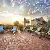 Hotel Saturnia & International