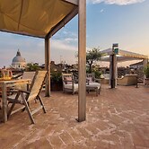 Hotel Saturnia & International