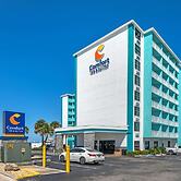 Comfort Inn & Suites Daytona Beach Oceanfront