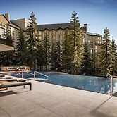 Rimrock Banff, Emblems Collection