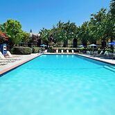 Four Points by Sheraton Bakersfield