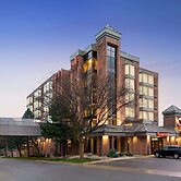 Ramada Plaza by Wyndham Niagara Falls