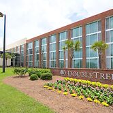 DoubleTree by Hilton Hotel & Suites Charleston Airport