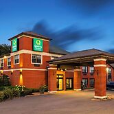 Quality Inn & Suites Garden of the Gulf