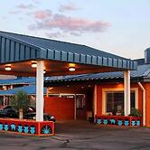 The Classic Desert Aire Hotel