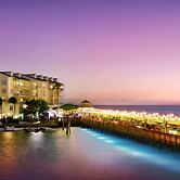 Ocean Key Resort - A Noble House Resort