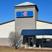 Motel 6 Green Bay, WI - Lambeau