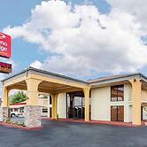 Econo Lodge Inn & Suites