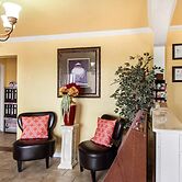 Econo Lodge Inn & Suites San Antonio near Frost Bank Center