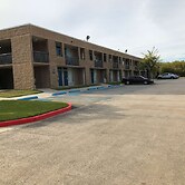 Motel 6 La Place, LA