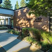 Courtyard by Marriott Sacramento Airport Natomas