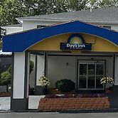 Days Inn by Wyndham Runnemede Philadelphia Area