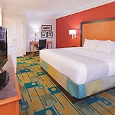 Baymont by Wyndham Lubbock - Downtown Civic Center