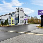 Spark by Hilton Portland Airport Maine Mall