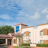 Travelodge by Wyndham Fort Myers Airport