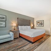 Best Western Plus King's Inn & Suites