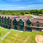 Old Thorns Hotel & Resort