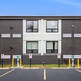 Days Inn by Wyndham Liberty