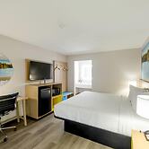 Days Inn & Suites by Wyndham Bossier City/Casino Area