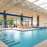 Holiday Inn Hotel & Suites Charleston West by IHG