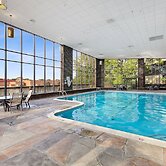 Holiday Inn Chicago Nw Crystal Lk Conv Ctr by IHG