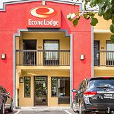 Econo Lodge North
