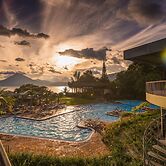 Porta Hotel del Lago