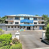 Cairns Reef Apartments & Motel