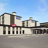 Travelodge by Wyndham Edmonton West
