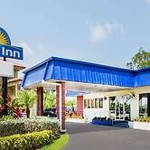 Days Inn by Wyndham Fort Myers Springs Resort