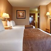 SureStay Plus Hotel by Best Western Roanoke Rapids I-95