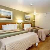 HomeTowne Studios by Red Roof Philadelphia – Mt Laurel/ Maple Shade, N