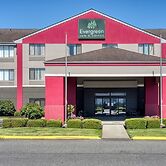 Evergreen Inn and Suites