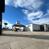 Motel 6 Denham Springs, LA