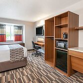 Microtel Inn & Suites by Wyndham Pittsburgh Airport