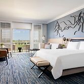 The Ritz-Carlton Dallas, Las Colinas