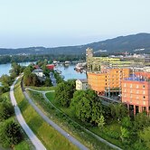 Trans World Hotel Donauwelle