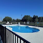 Florence Inn and Suites