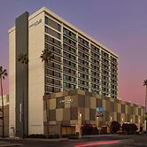 Courtyard by Marriott Los Angeles - Sherman Oaks