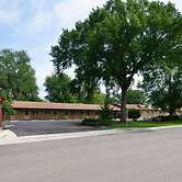 UBar Inn & Suites