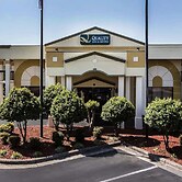 Quality Inn & Suites Mooresville - Lake Norman