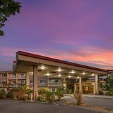 Best Western Plus Garden Court Inn