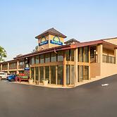 Days Inn by Wyndham Cartersville
