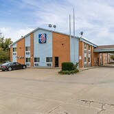 Motel 6 Davenport, IA