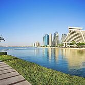 Sheraton Grand Doha Resort & Convention Hotel