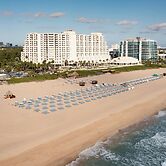 Fort Lauderdale Marriott Harbor Beach Resort & Spa