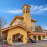 La Quinta Inn & Suites by Wyndham Seattle Sea-Tac Airport