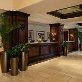 Jupiter Beach Resort & Spa