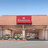 Ramada by Wyndham Fresno North